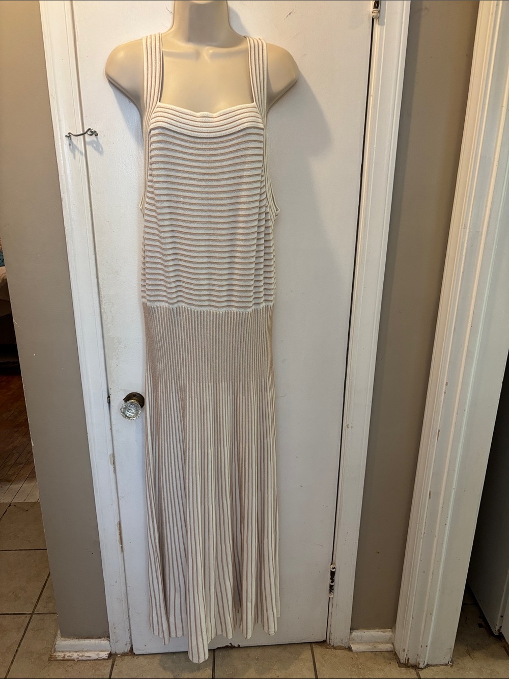 Ann Taylor XXL Cream Ribbed Knit Maxi Dress metallic 26-211